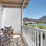 Apartment Nicolas House 4 *